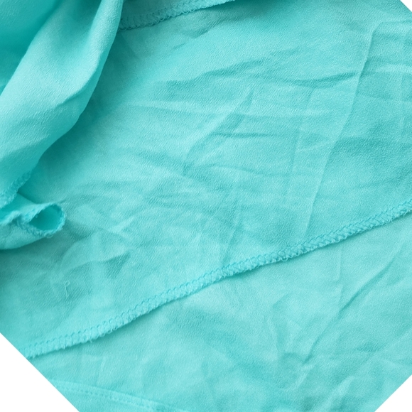 OLIVACEOUS teal low back rayon crop top M - Picture 4 of 6